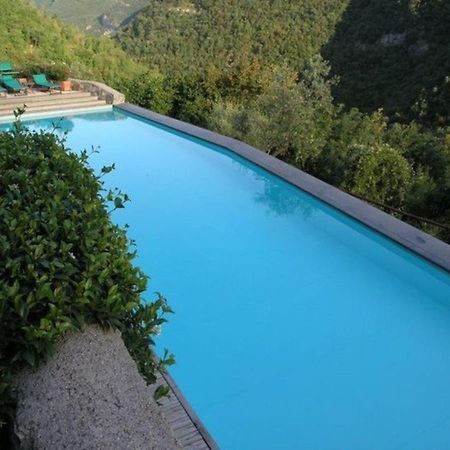 Appartamento Castelletto with mountain view Colletta Esterno foto