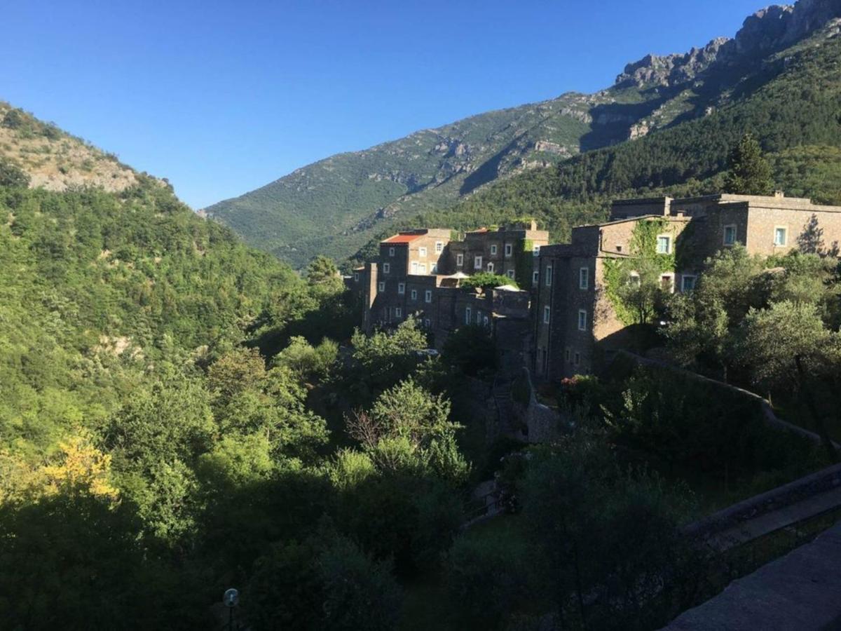 Appartamento Castelletto with mountain view Colletta Esterno foto