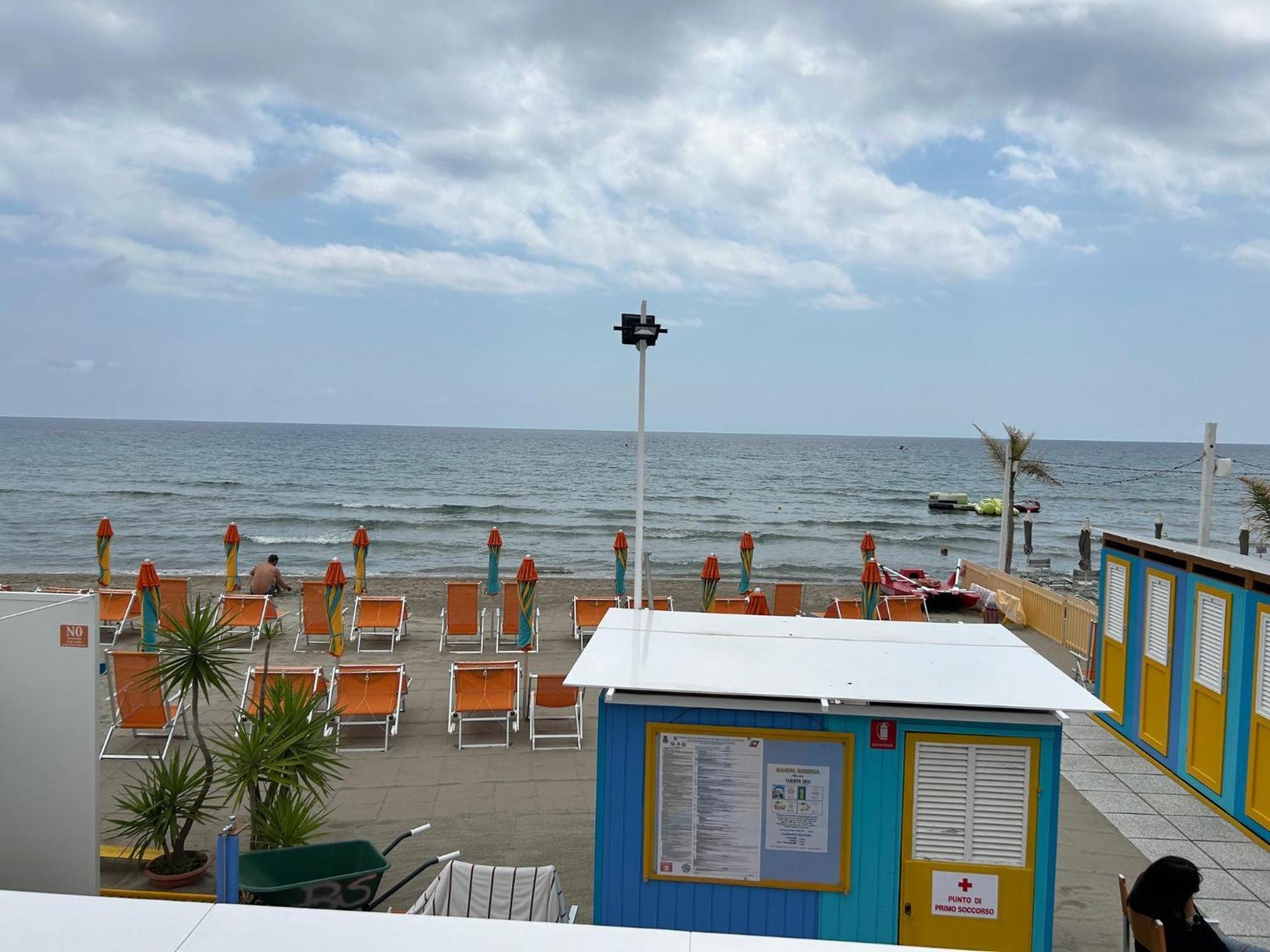 Appartamento Castelletto with mountain view Colletta Esterno foto